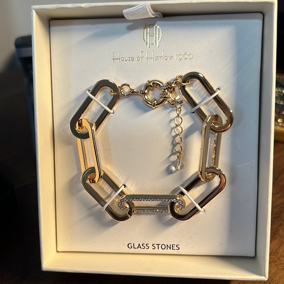 House of Harlow 1960 Jewelry - House of Harlow 1960 Shiny Goldtone Lunk Bracelet Adjustable NW Box Glass Stones